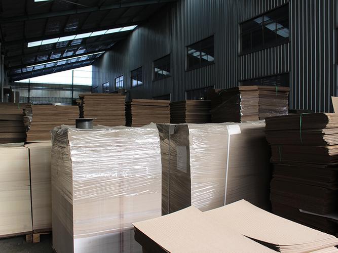 泰安高性能服装用纸箱加工厂家品质保障