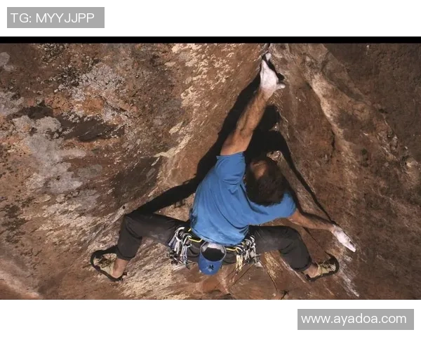 深圳攀岩队节奏之争引发热议攀岩爱好者的不同声音与观点碰撞 深圳攀岩队节奏之争引发热议攀岩爱好者的不同声音与观点碰撞